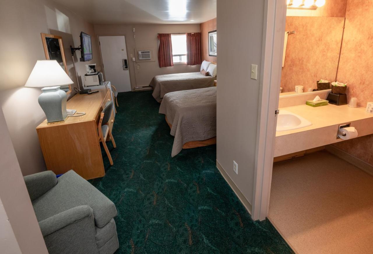 Keystone Motor Inn Brandon Exteriör bild
